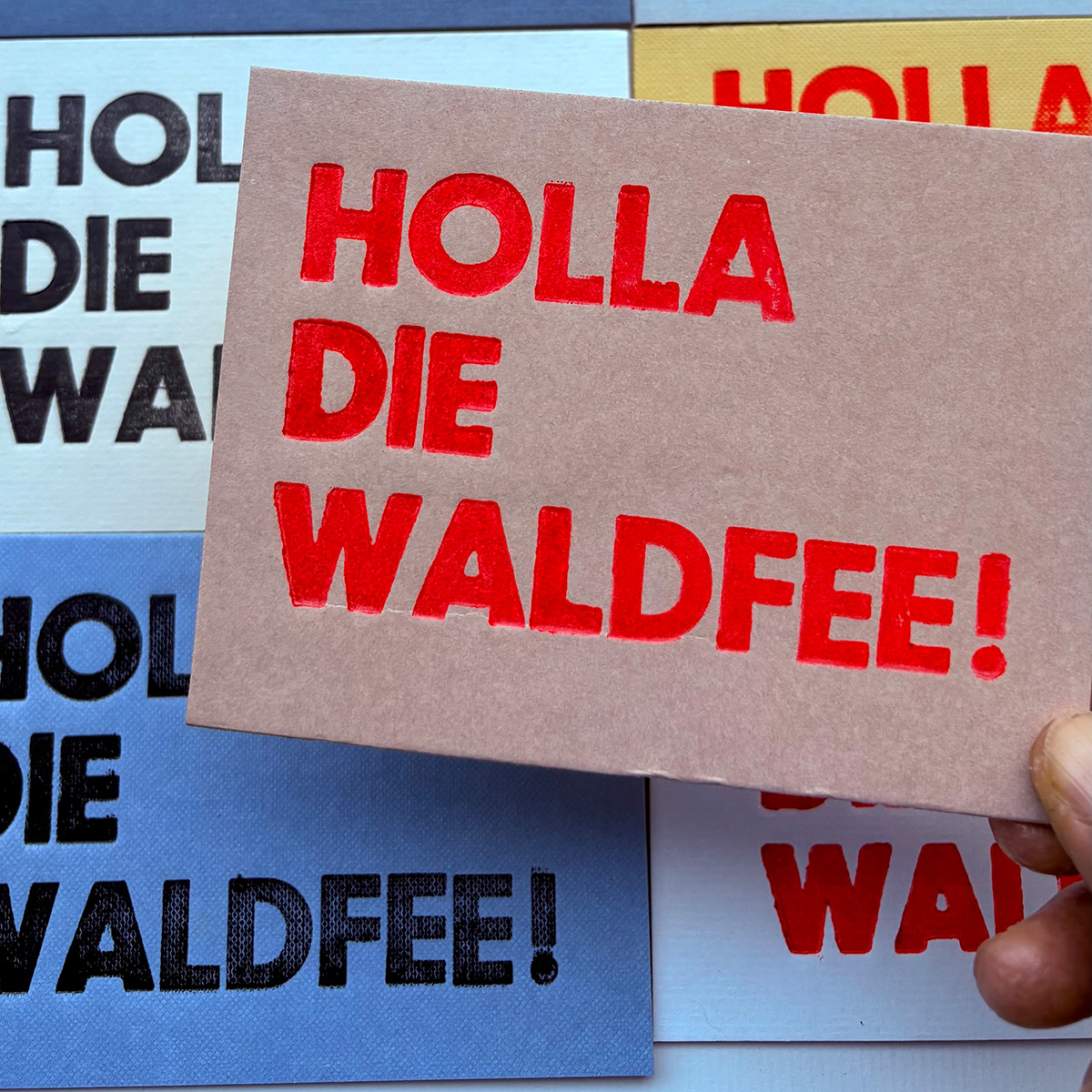 Holla1